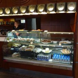 Regiment Étterem & Kávézó Budapest - Étel/ital