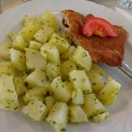 Regiment Étterem & Kávézó Budapest - Étel/ital