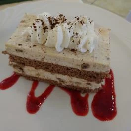 Regiment Étterem & Kávézó Budapest - Étel/ital