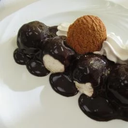 Regiment Étterem & Kávézó Budapest - Étel/ital