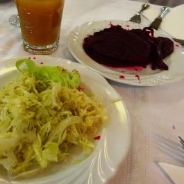 Regiment Étterem & Kávézó Budapest - Étel/ital