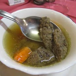 Regős Vendéglő Budapest - Étel/ital