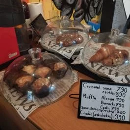 Relative Pozsonyi Budapest - Étel/ital