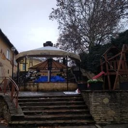 Remete-Pince Étterem, Vác - Külső kép