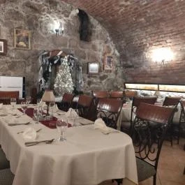 Remete-Pince Étterem, Vác - Belső