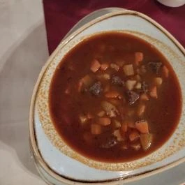 Remete-Pince Étterem, Vác - Étel/ital