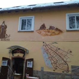 Remete-Pince Étterem, Vác - Külső kép