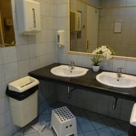 Remíz Kávéház & Söröző Budapest - Mosdó