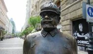 Rendőr szobor Budapest - Egyéb