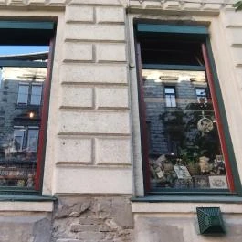 Rengeteg RomKafé - avagy Míves 3.0 Budapest - Külső kép