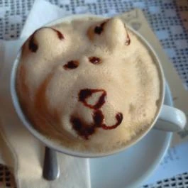 Rengeteg RomKafé - avagy Míves 3.0 Budapest - Étel/ital