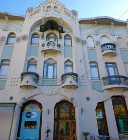 REÖK - Regionális Összművészeti Központ