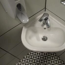 Réteslak, Budapest - Egyéb