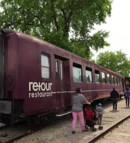 Utasellátó Kávéház & Bisztró