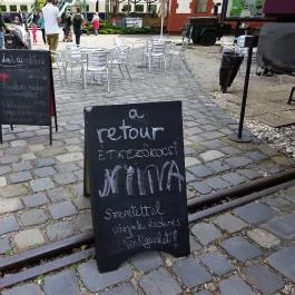 Utasellátó Kávéház & Bisztró Budapest - Külső kép