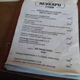 Révkapu Kávéház Vác - Étlap/itallap
