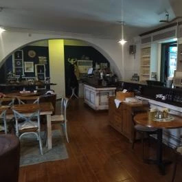 Révkapu Kávéház Vác - Belső