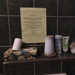 Révkapu Kávéház Vác - Mosdó