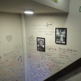 Revolución Budapest - Belső