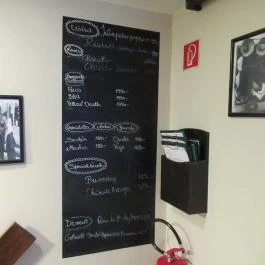 Revolución Budapest - Belső