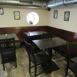 Revolución Budapest - Belső