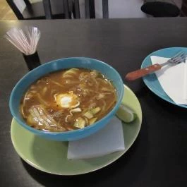 Revolución Budapest - Étel/ital