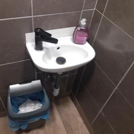 Richies Burger Móricz Óbuda Budapest - Mosdó