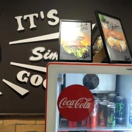 Richies Burger Móricz Óbuda Budapest - Étel/ital