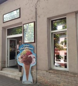 Rigolettó Cukrászda