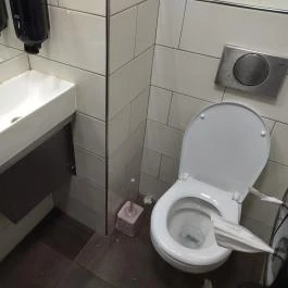 Rizmajer Sörház - Móricz Zsigmond körtér Budapest - Mosdó