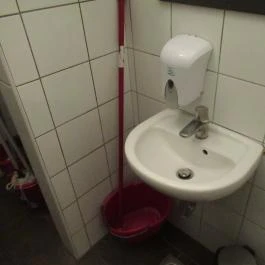 Rizmajer Kézműves Sörház Budapest - Mosdó