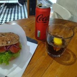 Robert Capa Cafe Budapest - Étel/ital