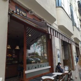 Robert Capa Cafe Budapest - Külső kép