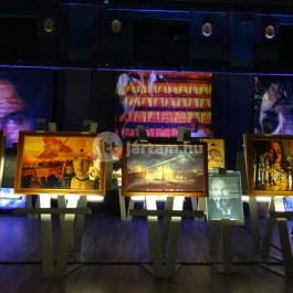 Robert Capa Kortárs Fotográfiai Központ, Budapest - Belső