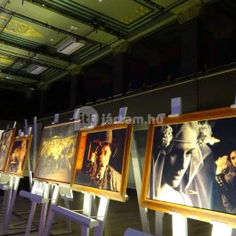 Robert Capa Kortárs Fotográfiai Központ, Budapest - Belső