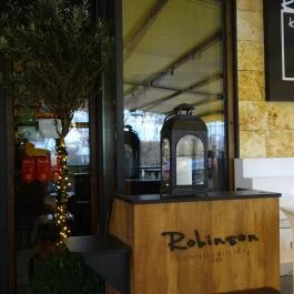 Robinson Restaurant Budapest - Külső kép