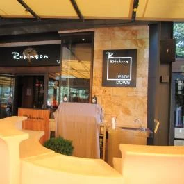 Robinson Restaurant Budapest - Külső kép