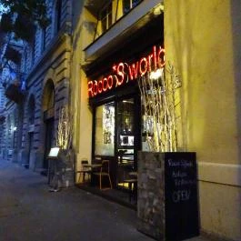 Rocco's World Caffè Budapest - Külső kép