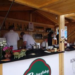 Rókusfalvy Fogadó étterme, Etyek - Külső kép