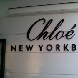 Chloé New Yorkban, Nyíregyháza - Külső kép
