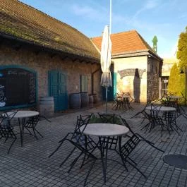 Rondella Presszó, Esztergom - Egyéb