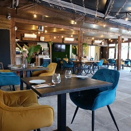 Ropogós Bistro & Garden Budapest - Belső