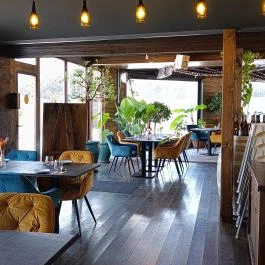 Ropogós Bistro & Garden Budapest - Belső