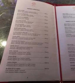 Rose Meze & Cocktail bar