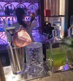 Rose Meze & Cocktail bar