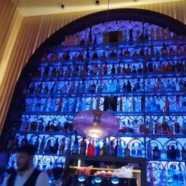 Rose Meze & Cocktail bar Budapest - Étel/ital