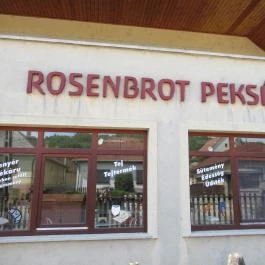 Rosenbrot Pékség, Iklad - Külső kép