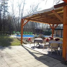 Rosinante Fogadó , Szigetmonostor - Medence/kert