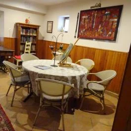 Rosinante Fogadó , Szigetmonostor - Vendéglátás