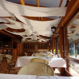 Rosinante Stílusos Vidéki Szálloda étterme Szigetmonostor - Belső